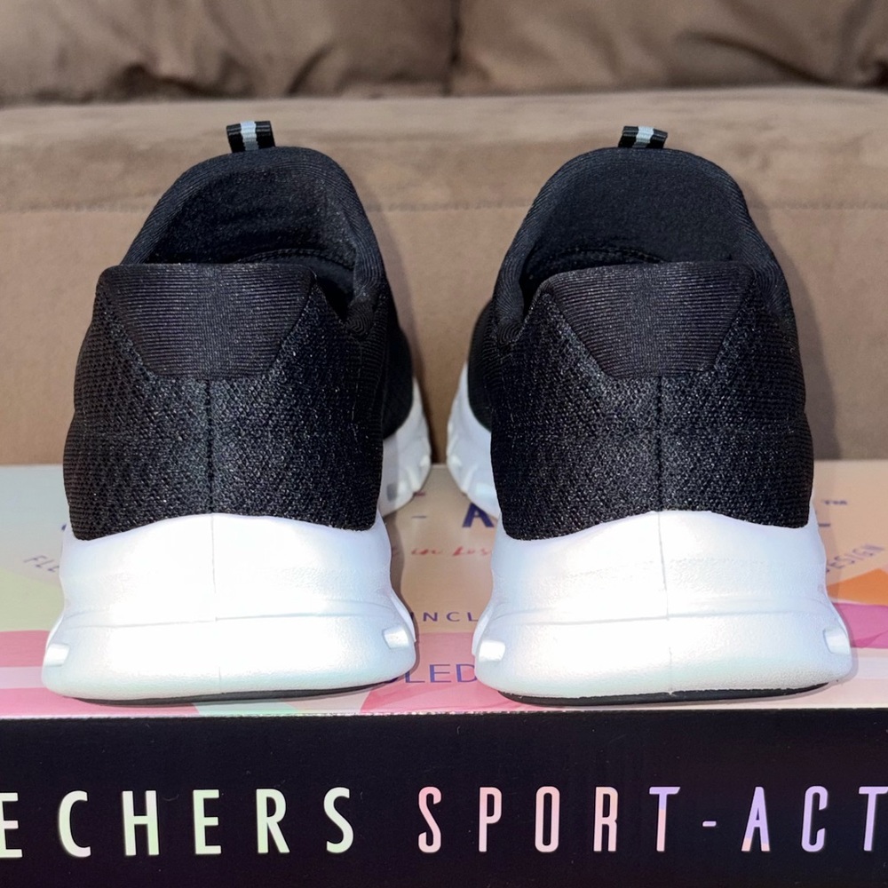 Skechers Glide-Step - Resilience - Picture 7 of 11